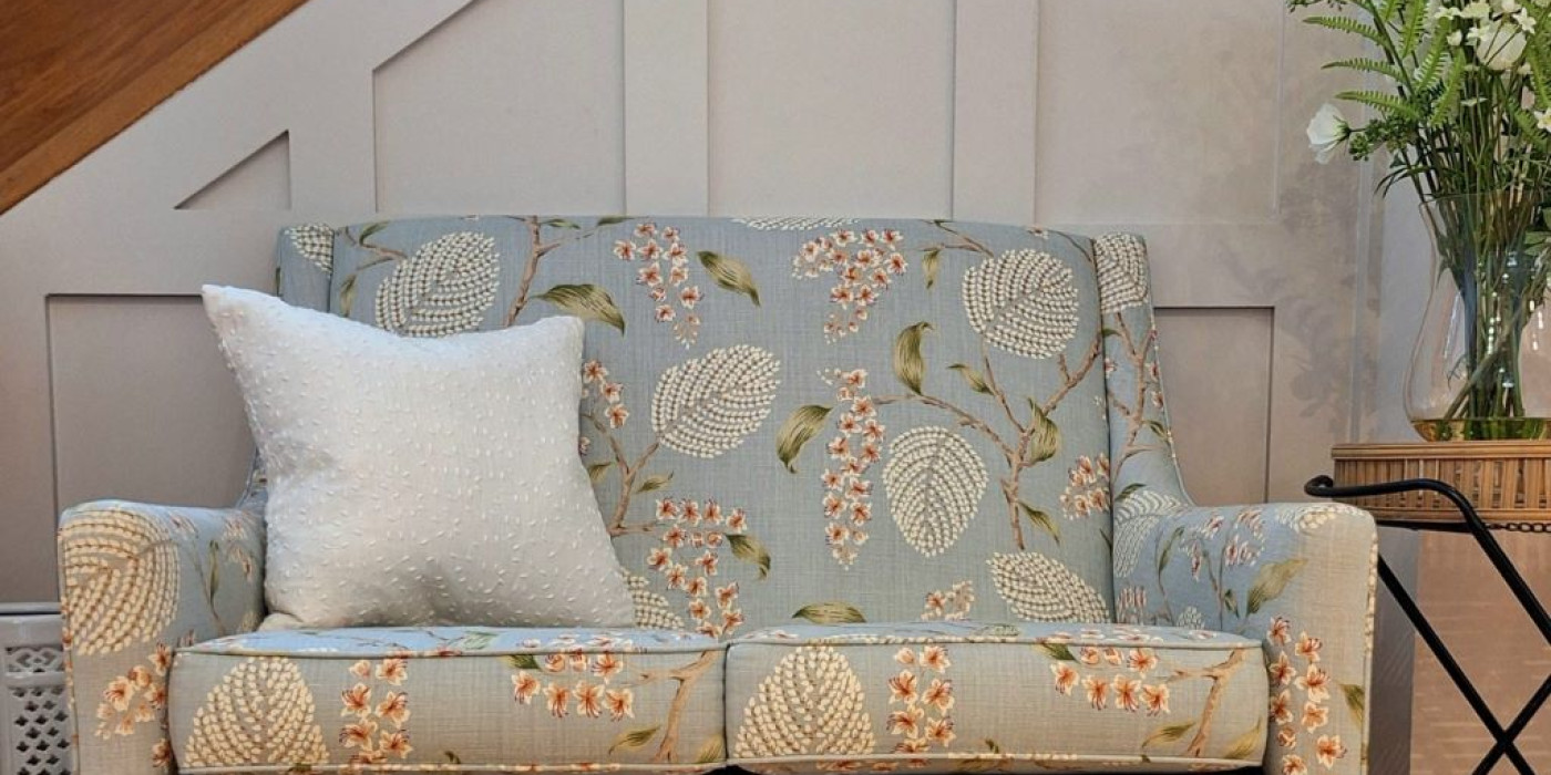 Luxurious-bespoke-Delcor-sofas-handcrafted in Britain-available in two and half seater-three-seater-four- seater. Extensive fabric selection-over 10,000 options-including plush velvets-fine leathers-diverse patterned or plain fabrics-colour palette including, red, green, black, white, grey blue, purple, yellow, cream and more.