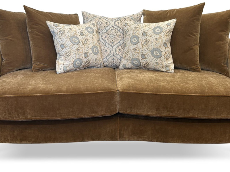 The Cosmos sofa by delcor